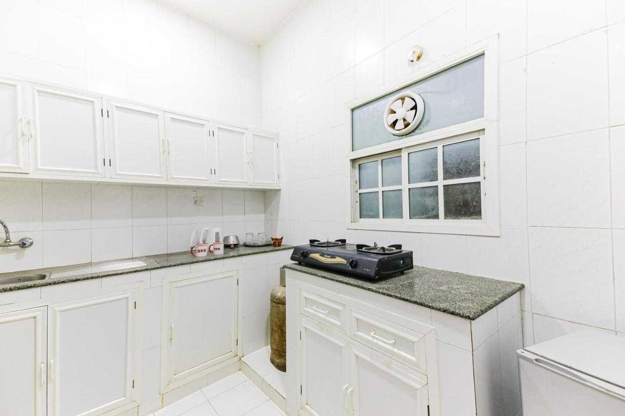 Oyo 105 Star House 05 Apartment Salalah Exterior photo